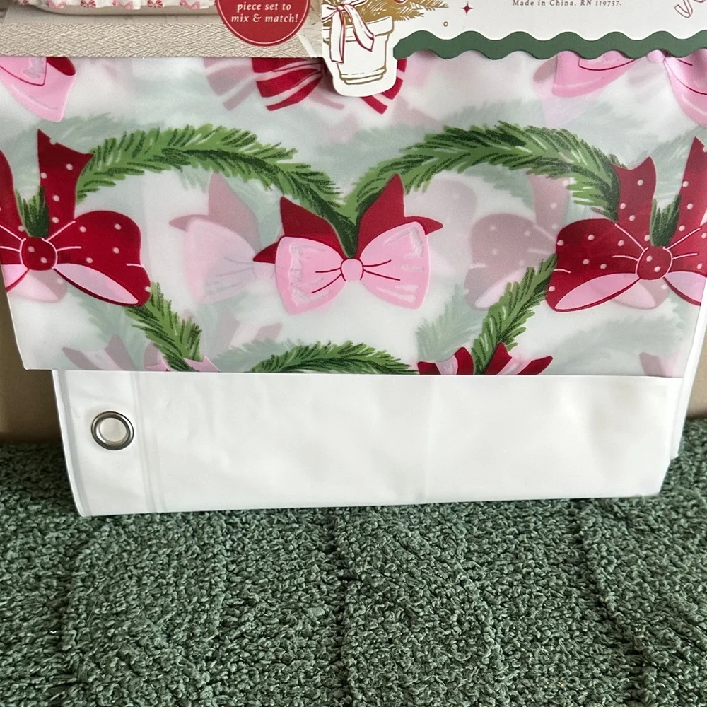 Boundary Festive Red Bow Shower Curtain Holiday Green Garland NEW!